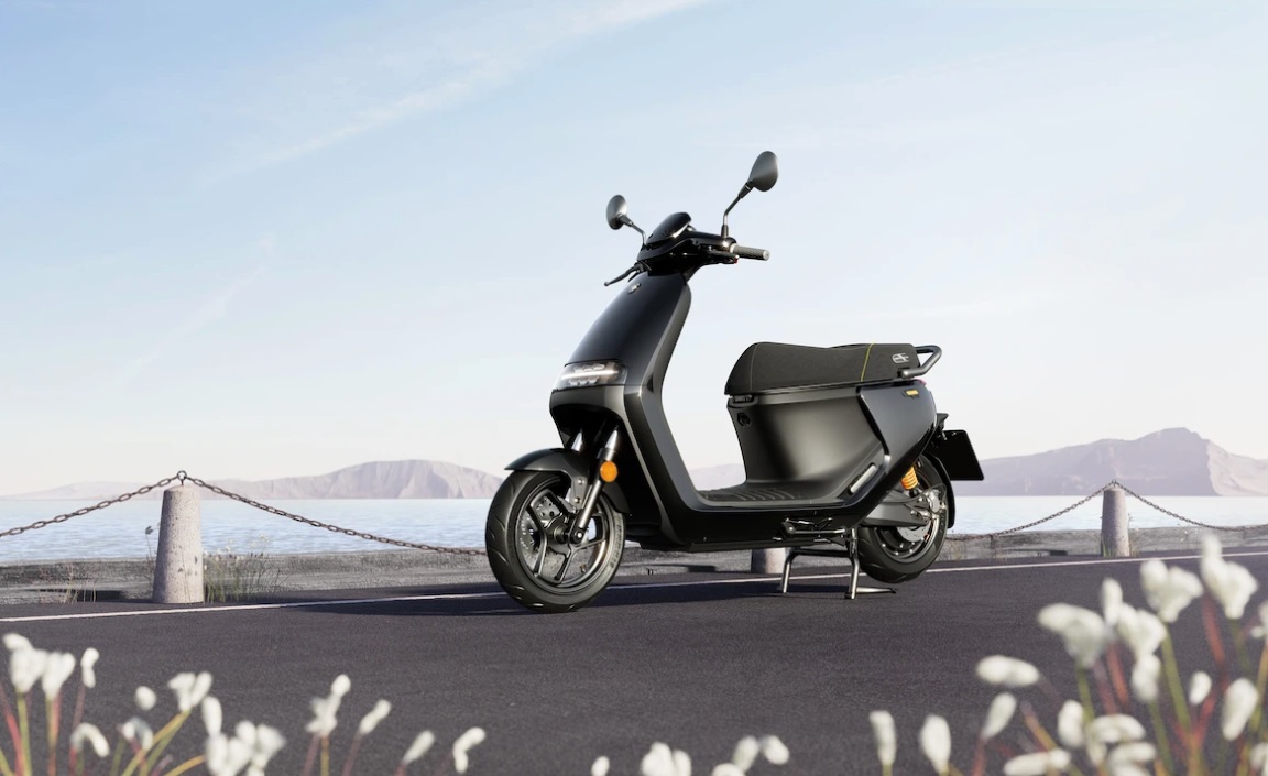 elektroskutr segway escooter e300se 02